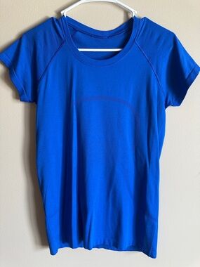 lululemon athletica Royal Blue Short-Sleeve Performance Tee